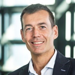 Emilio Calvanese-Strinati_250x250